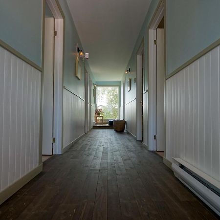 Hotel Le Goeland Tadoussac Exterior foto